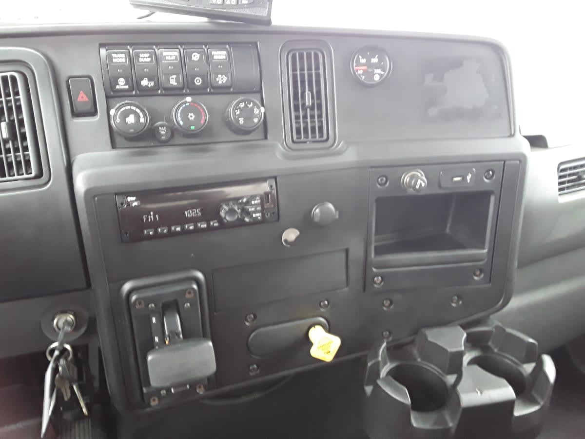 2020 Navistar International MV607 (4X2) 246174