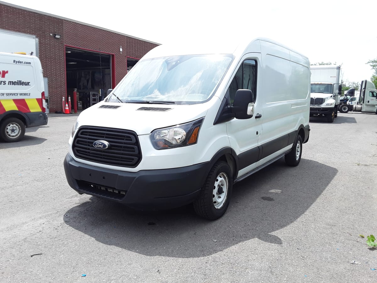 2019 Ford Motor Company TRANSIT 250 MED ROOF 246221