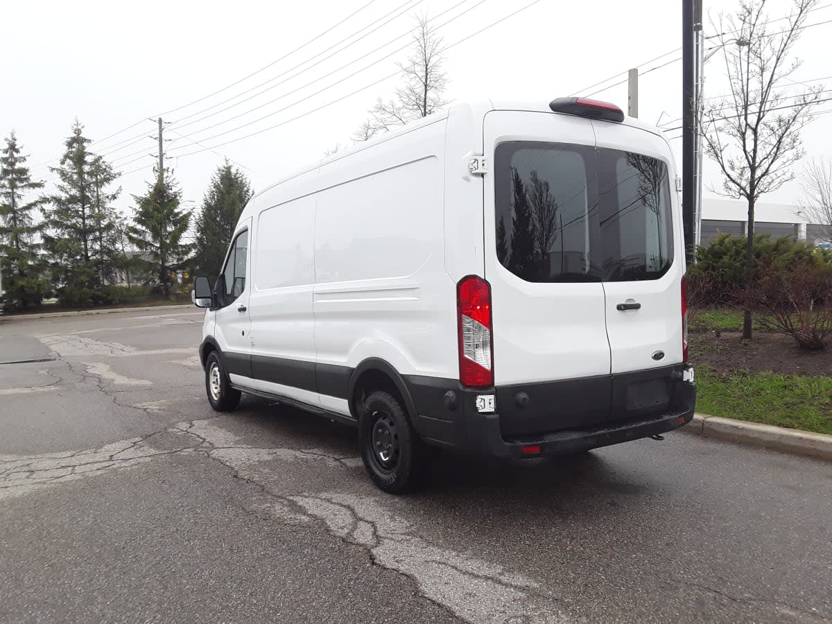 2019 Ford Motor Company TRANSIT 250 MED ROOF 246223