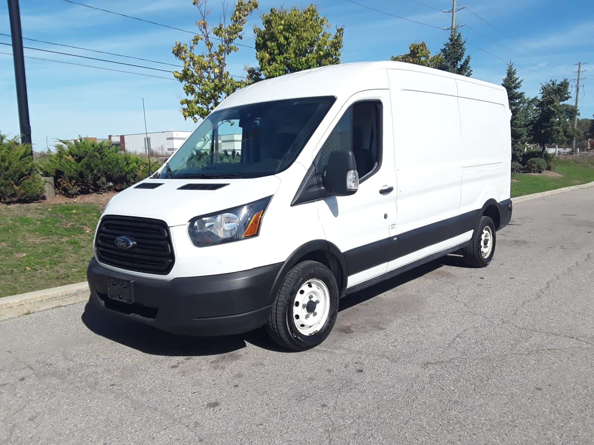 2019 Ford Motor Company TRANSIT 250 MED ROOF 246233