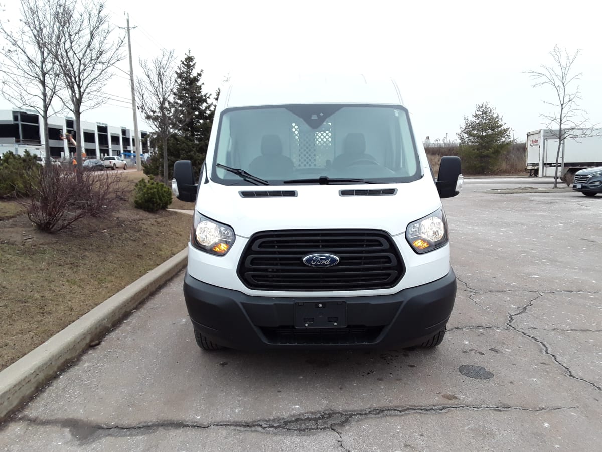 2019 Ford Motor Company TRANSIT 250 MED ROOF 246243