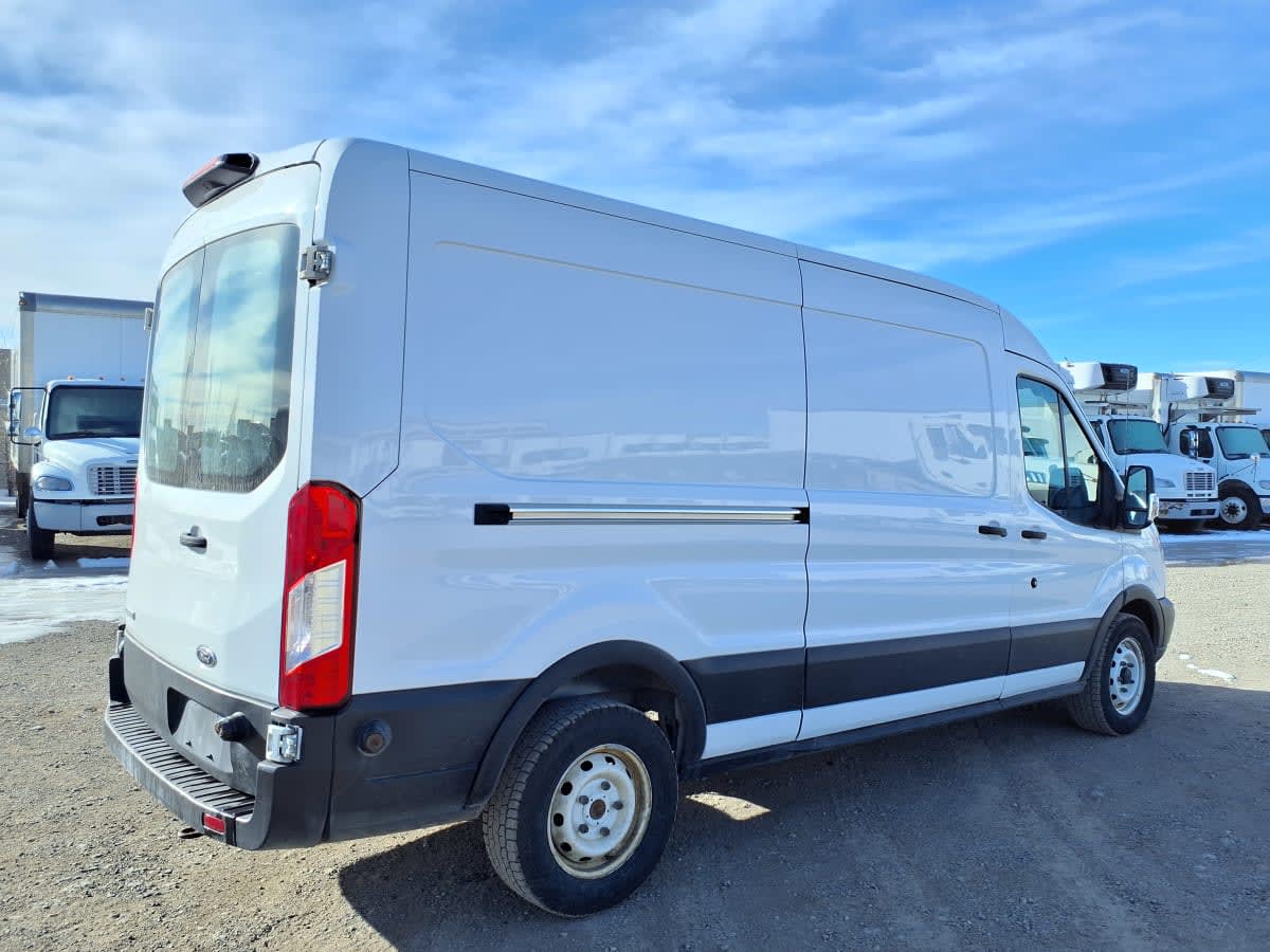 2019 Ford Motor Company TRANSIT 250 MED ROOF 246254