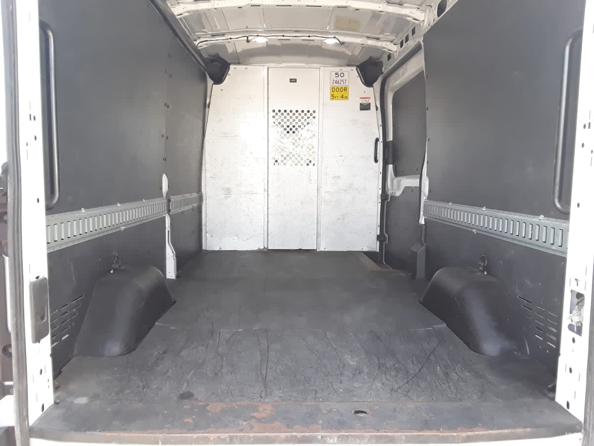 2019 Ford Motor Company TRANSIT 250 MED ROOF 246257