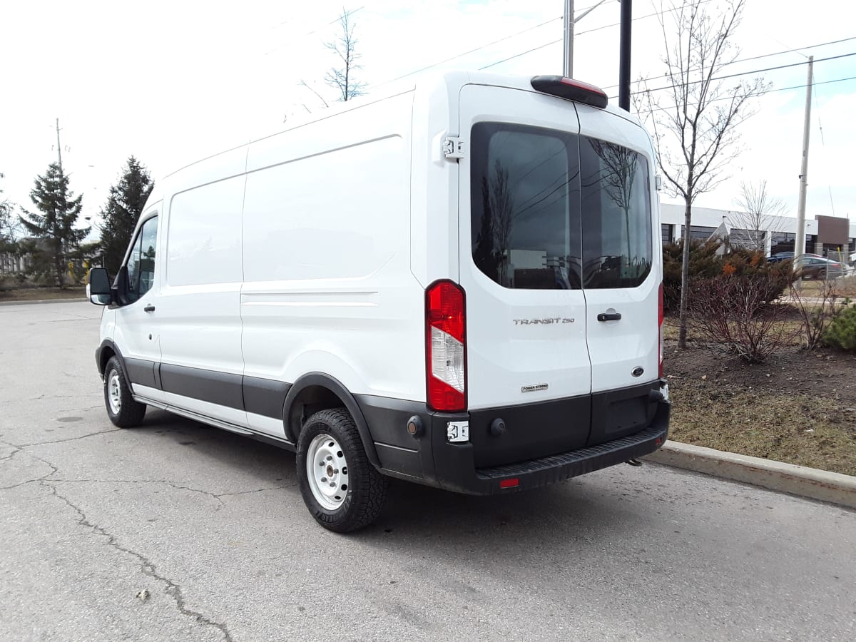 2019 Ford Motor Company TRANSIT 250 MED ROOF 246261