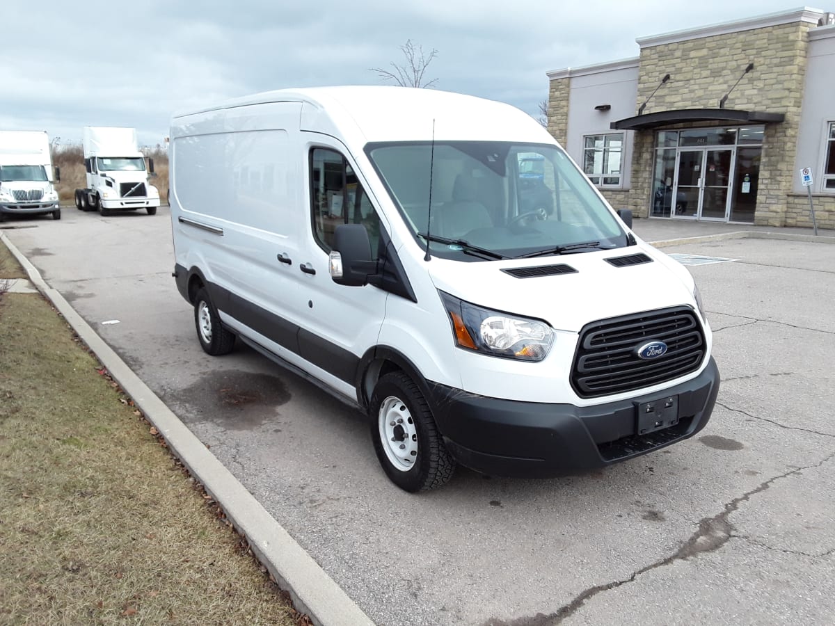 2019 Ford Motor Company TRANSIT 250 MED ROOF 246261