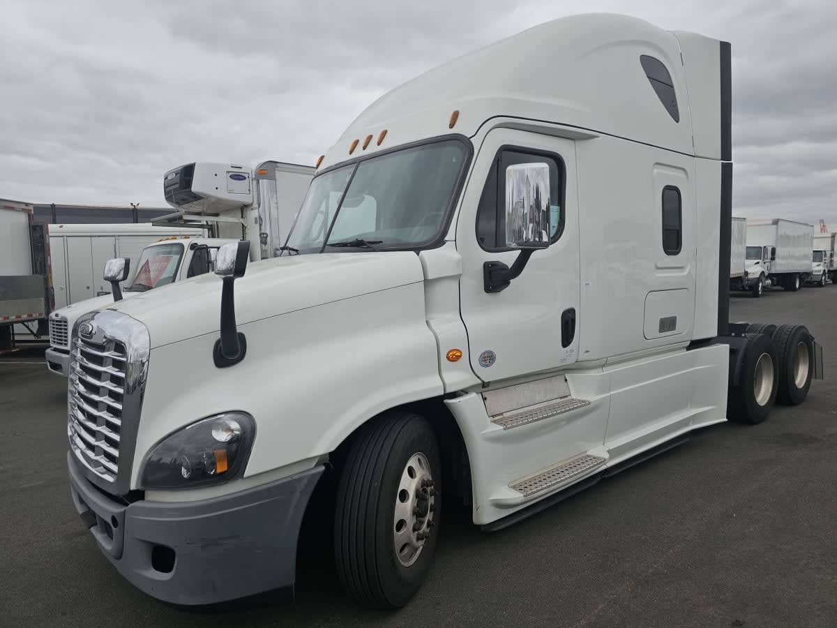 2020 Freightliner CASCADIA 125 246316
