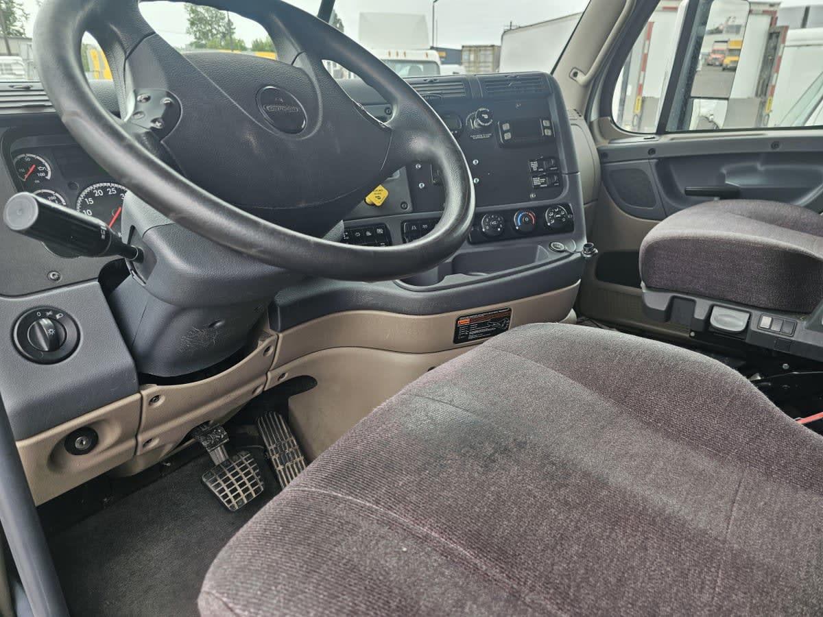 2020 Freightliner CASCADIA 125 246316