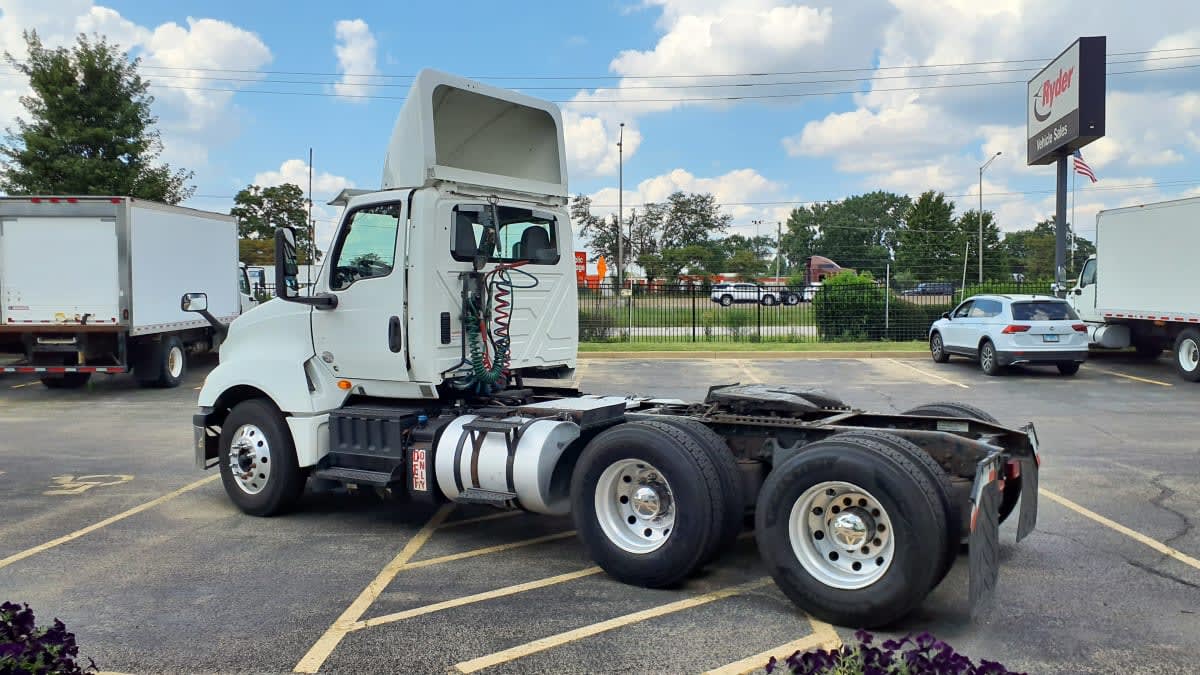2020 International LT in Bolingbrook, IL — photo 6
