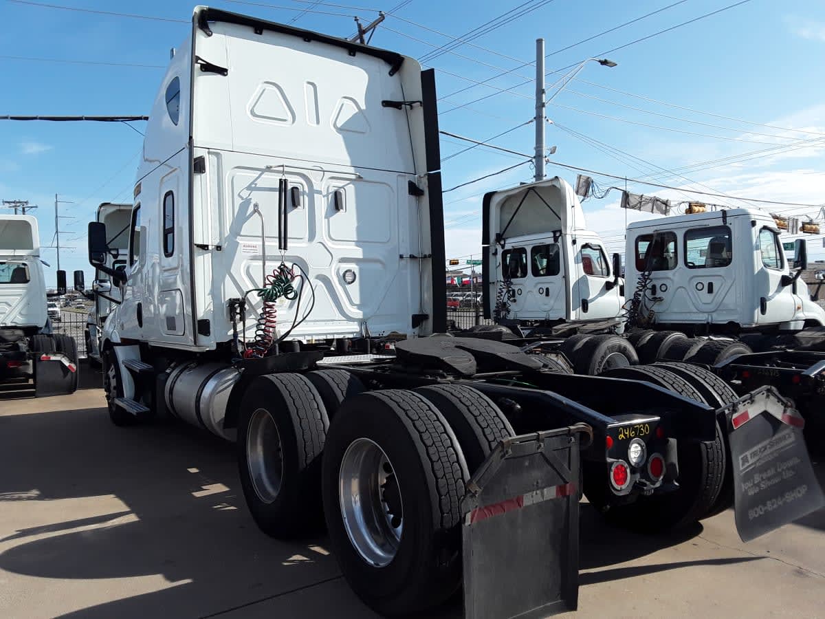 2020 Freightliner - image 6