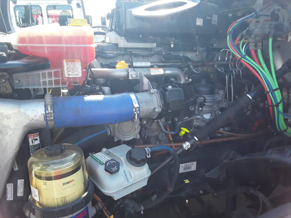 2020 Freightliner - image 9