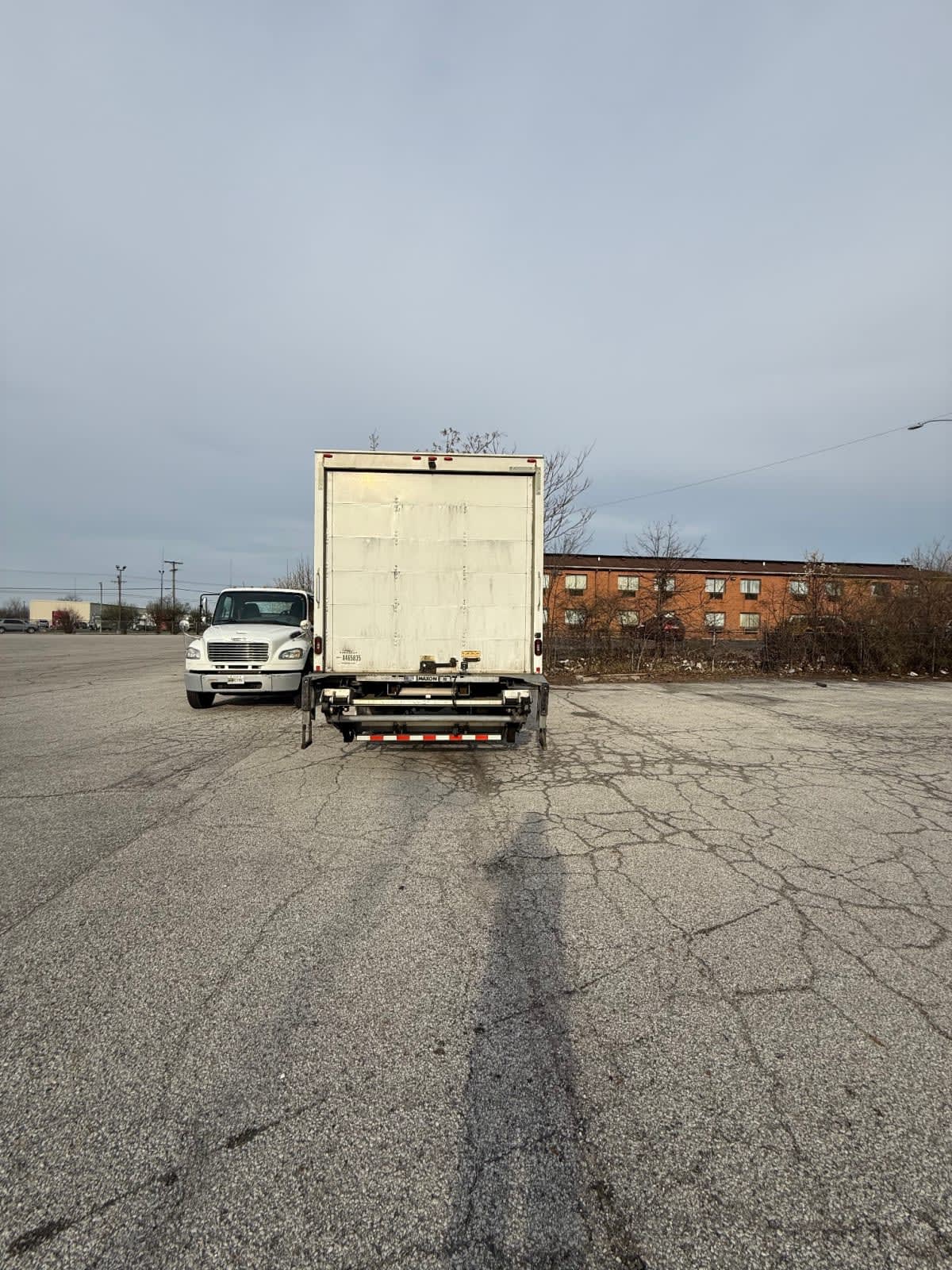 2020 Freightliner/Mercedes M2 106 246875