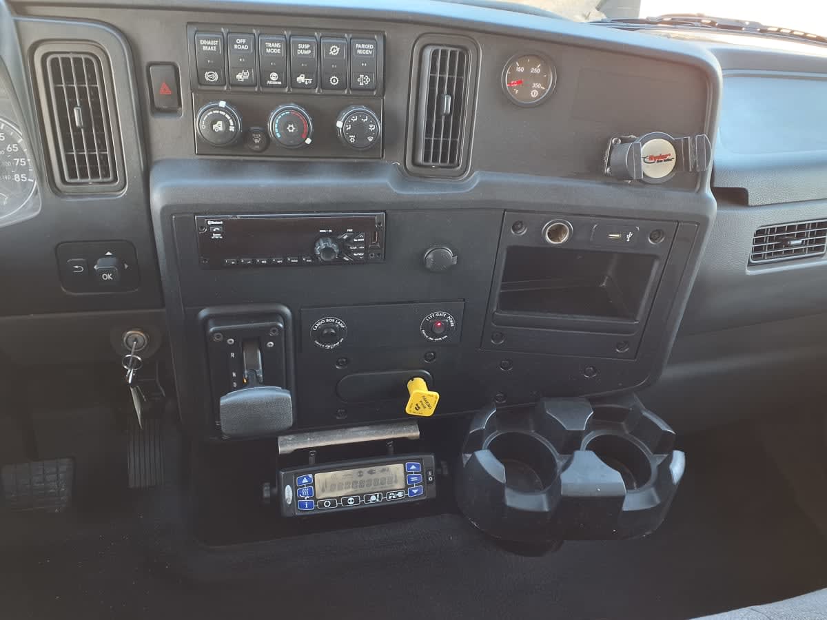 2020 Navistar International MV607 (4X2) 247125