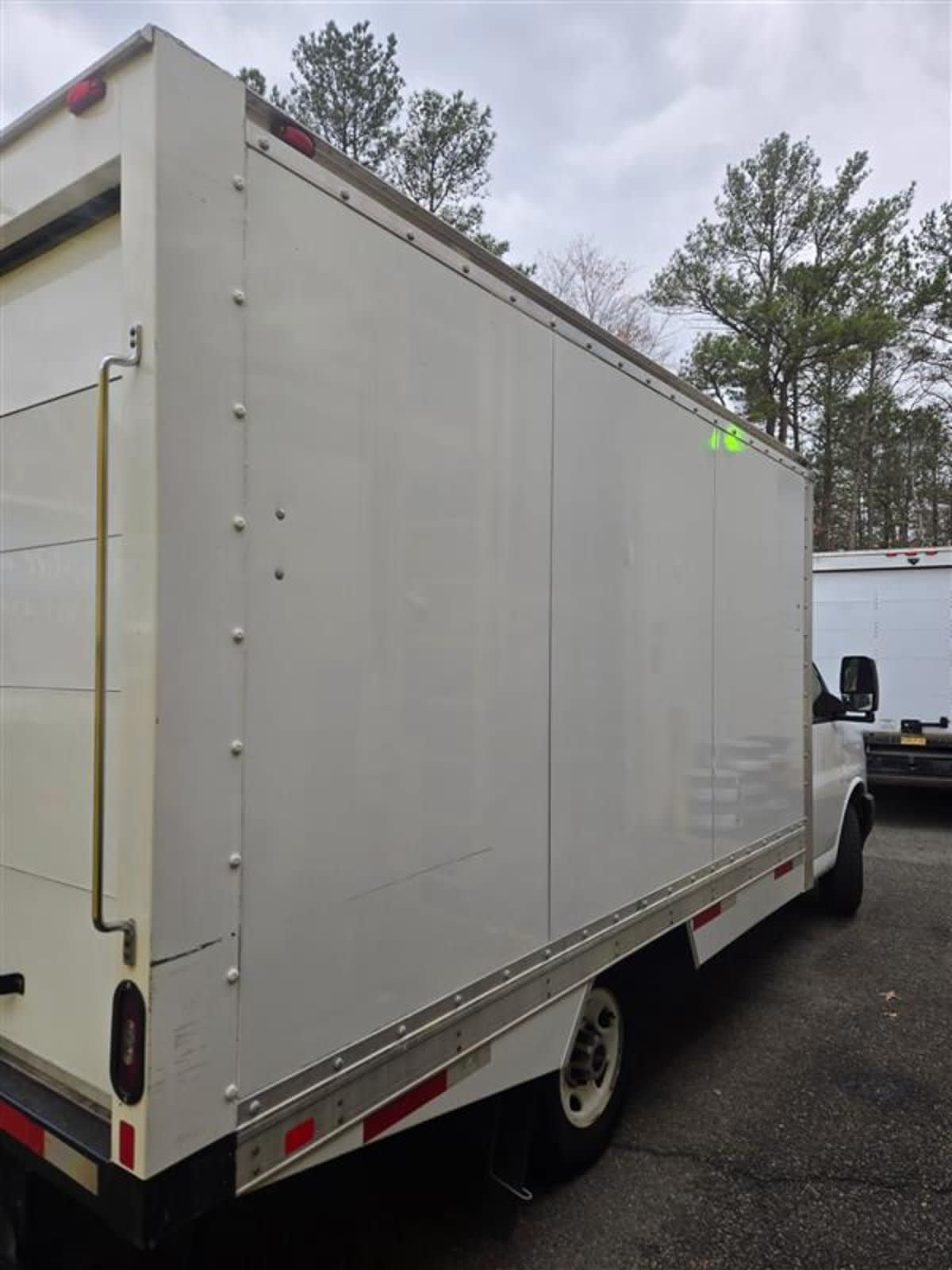 2019 General Motors Corp. SAVANA 3500 247486