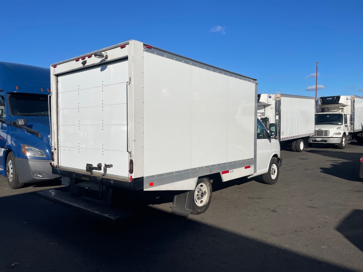 2019 General Motors Corp. SAVANA 3500 247576