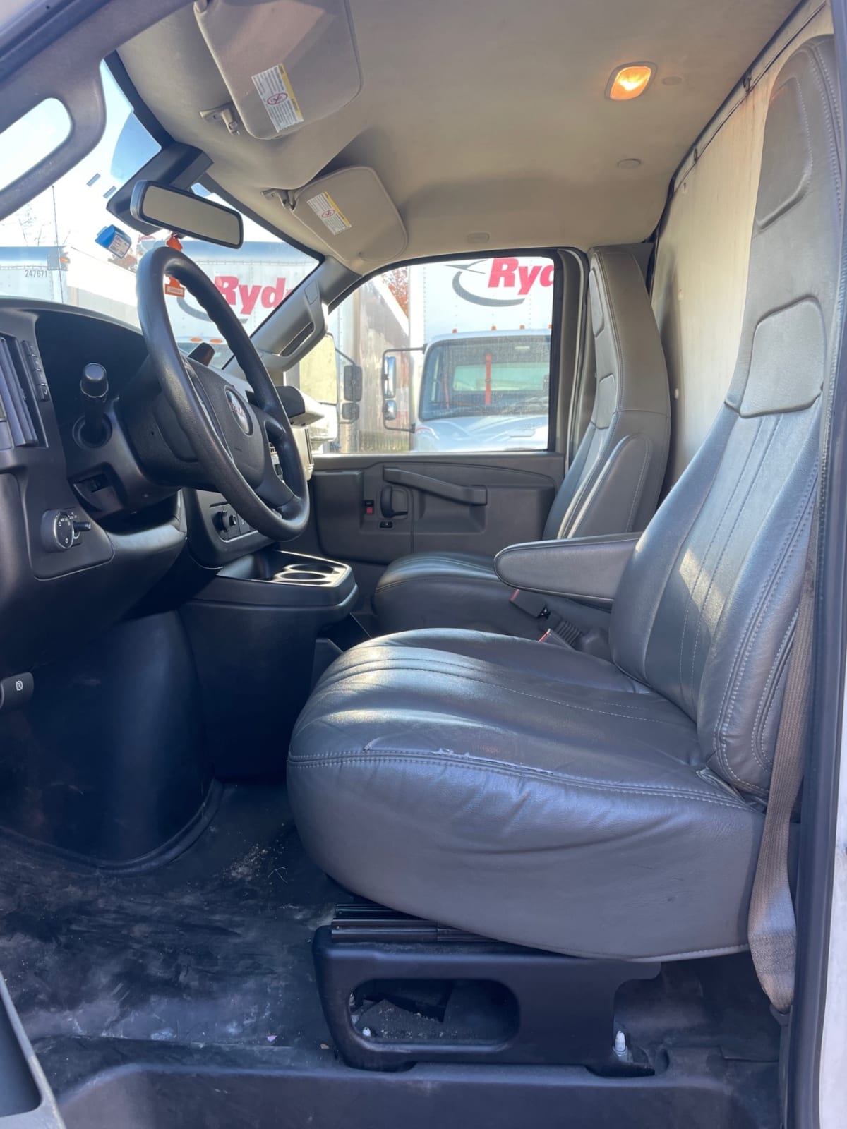 2019 General Motors Corp. SAVANA 3500 247576