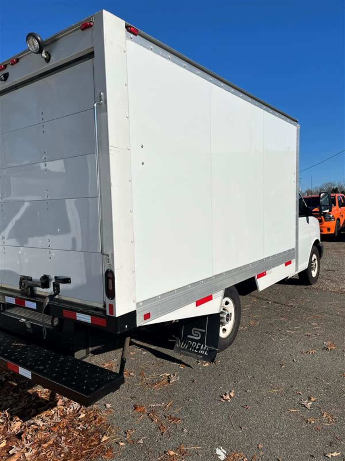 2019 General Motors Corp. SAVANA 3500 247603