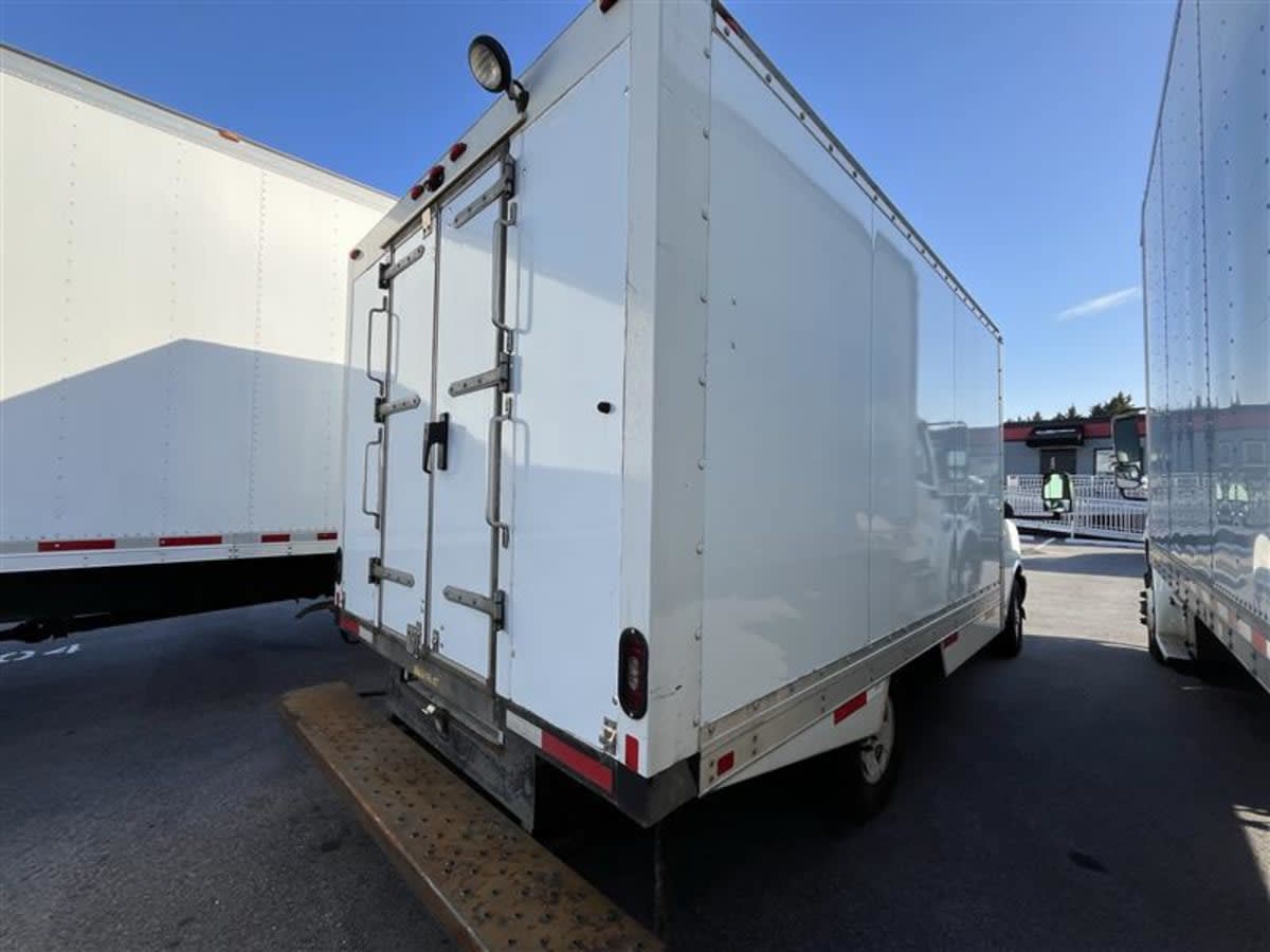 2019 General Motors Corp. SAVANA 3500 247612