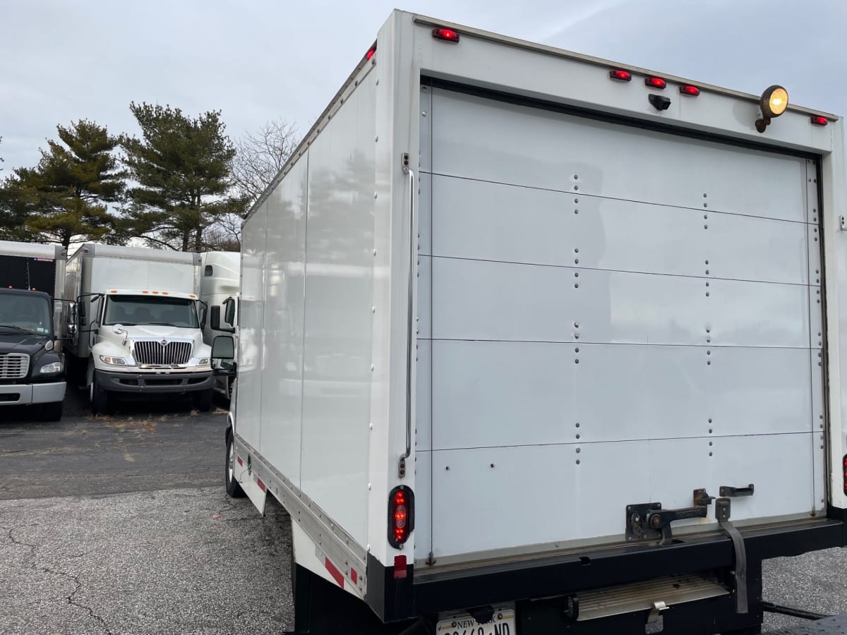 2019 General Motors Corp. SAVANA 3500 247613