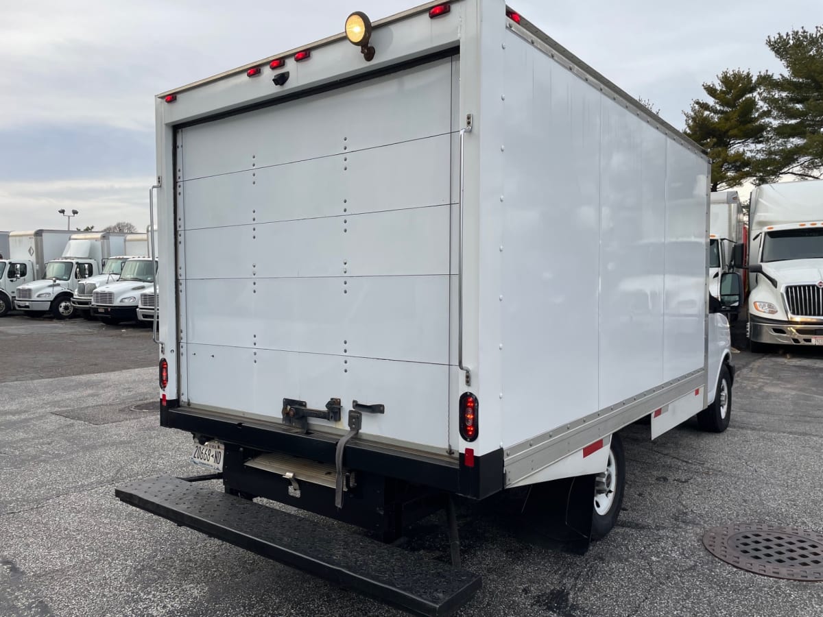 2019 General Motors Corp. SAVANA 3500 247613