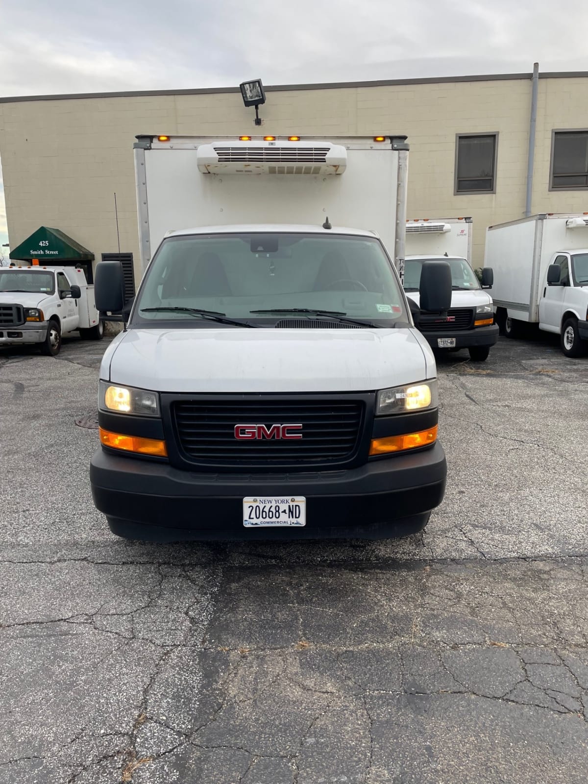 2019 General Motors Corp. SAVANA 3500 247613