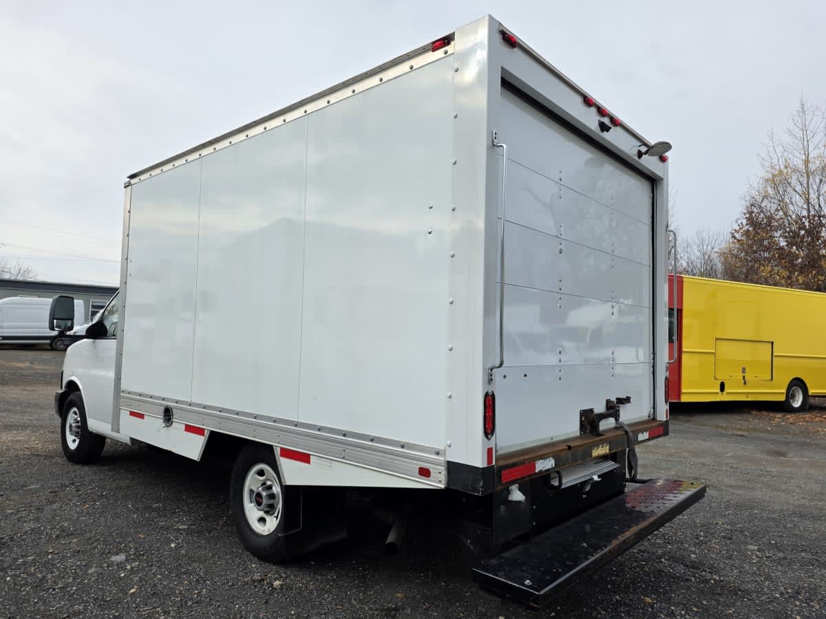 2019 General Motors Corp. SAVANA 3500 247616