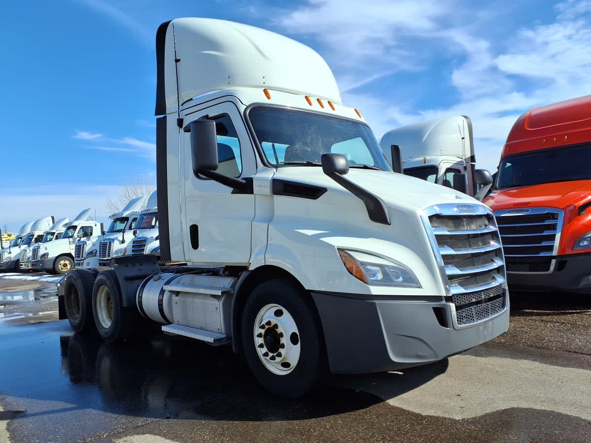 2020 Freightliner/Mercedes NEW CASCADIA 116 247698