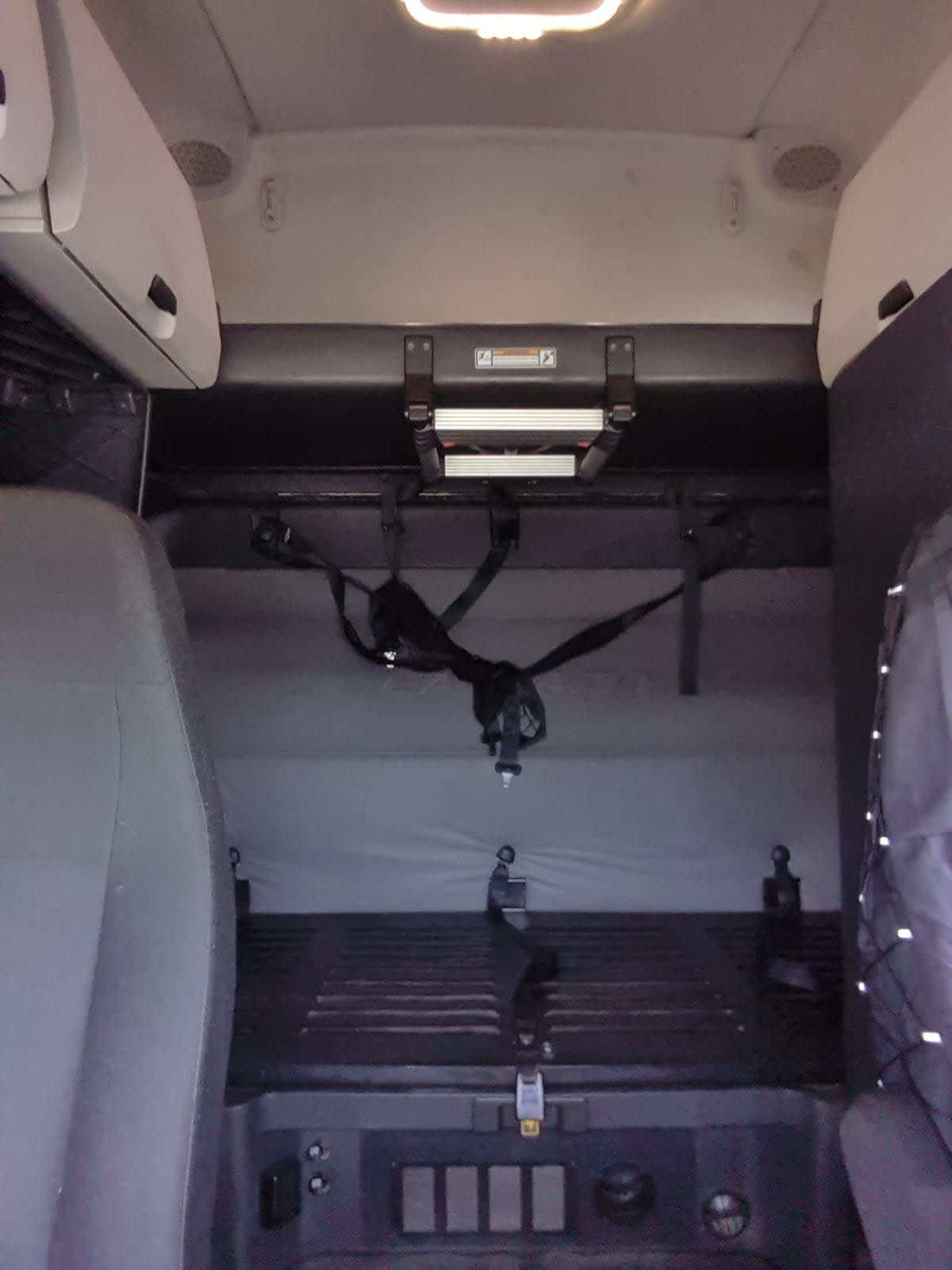 2020 Freightliner Cascadia in Oak Creek, WI — photo 8