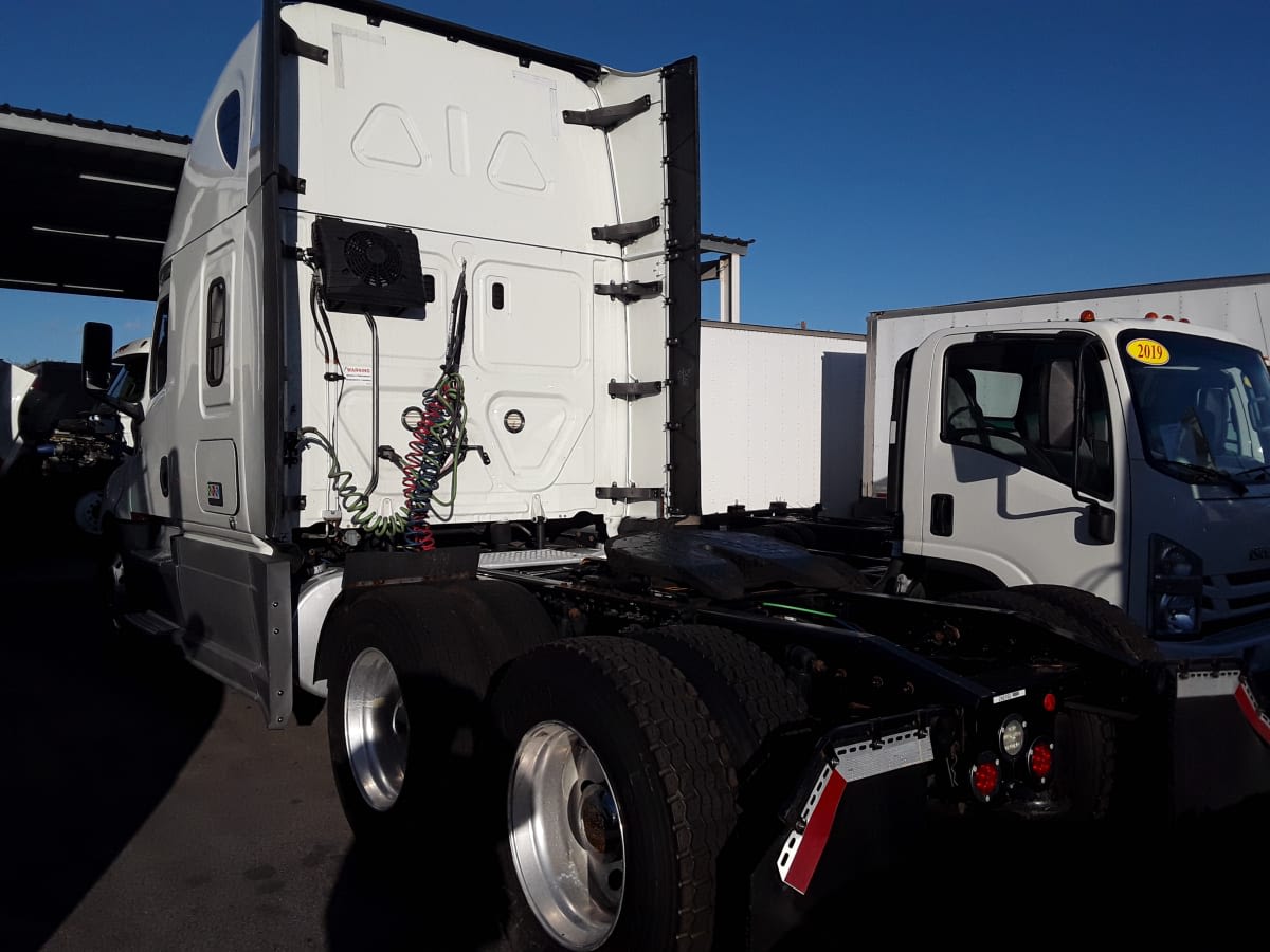 2020 Freightliner - image 11