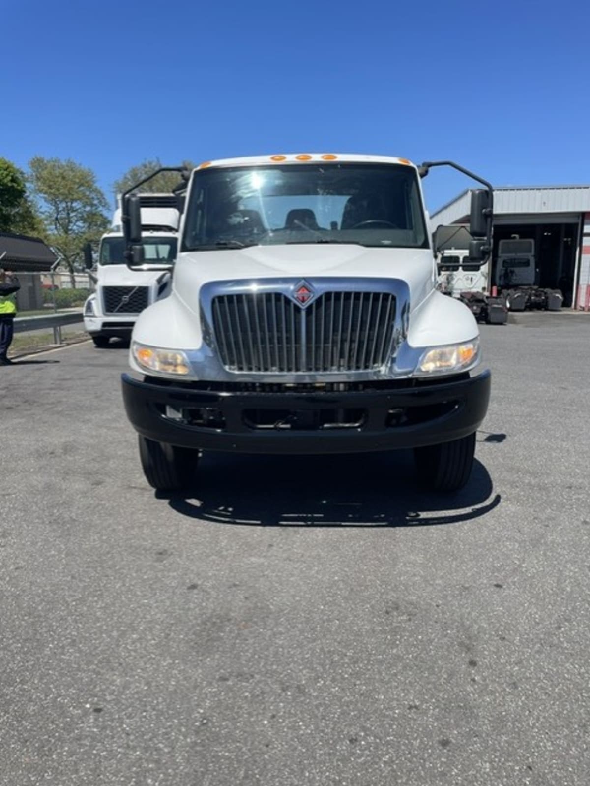 2020 International MV in Farmingdale, NY — photo 2