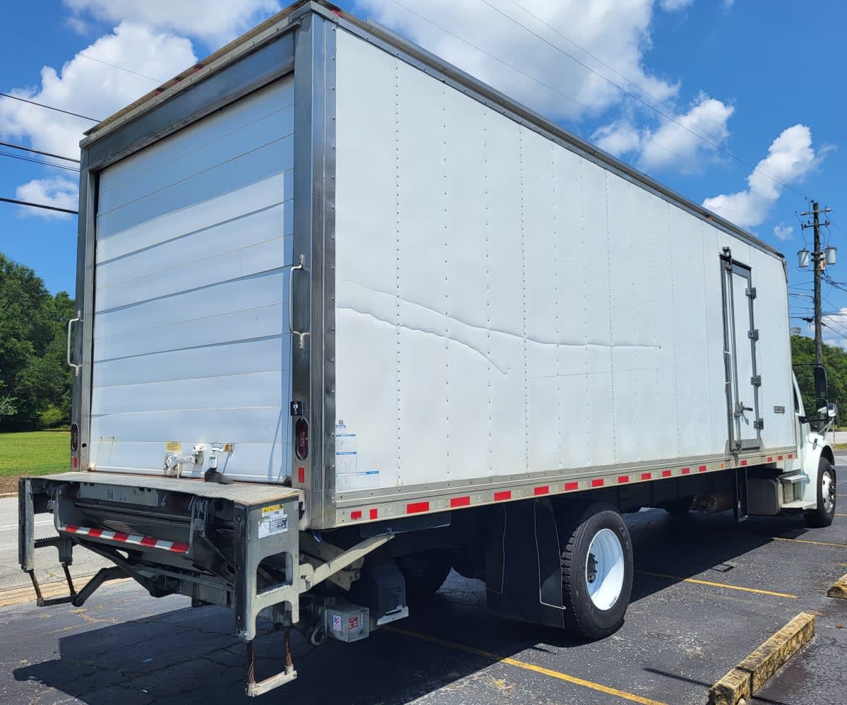 2020 Freightliner M2 106 in Jacksonville, FL — photo 4