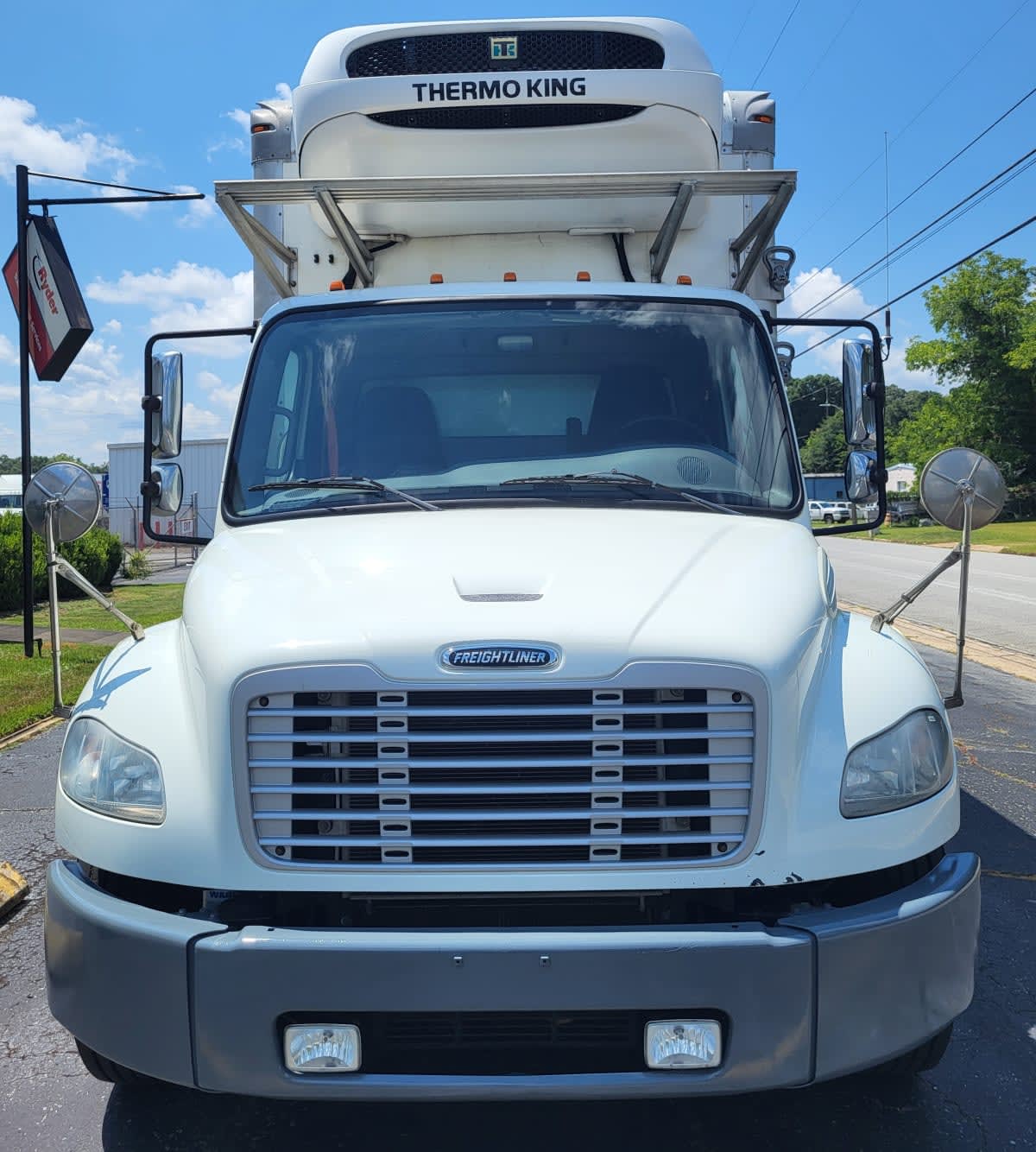 2020 Freightliner M2 106 in Jacksonville, FL — photo 2