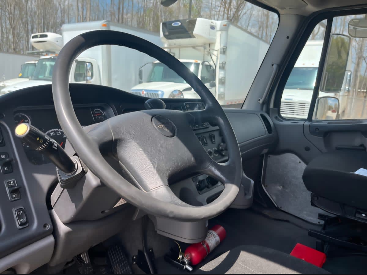 2020 Freightliner/Mercedes M2 106 249794