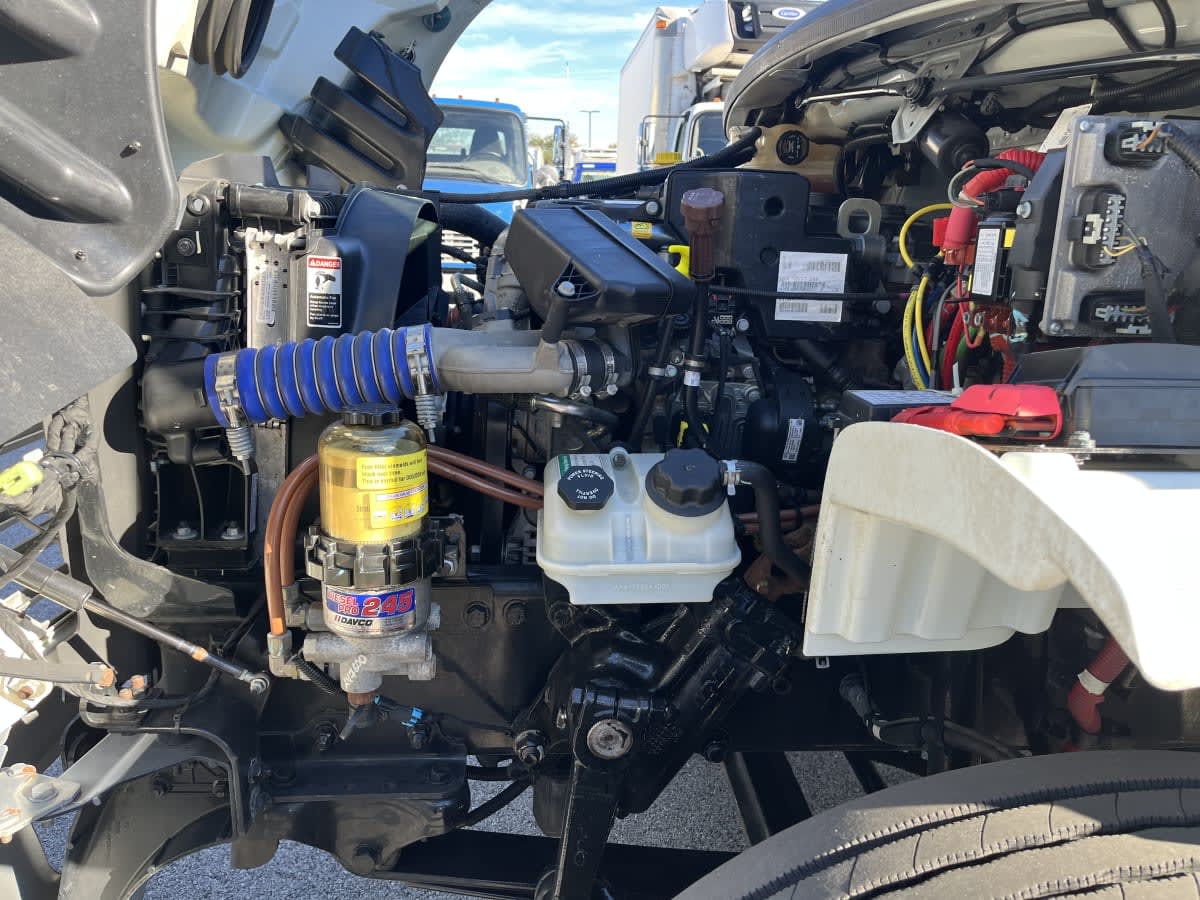 2020 Freightliner/Mercedes M2 106 249982