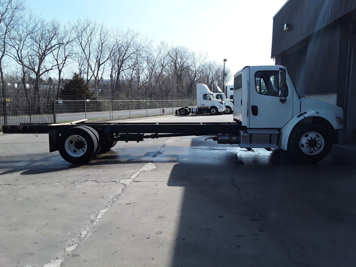 2020 Freightliner/Mercedes M2 106 249991