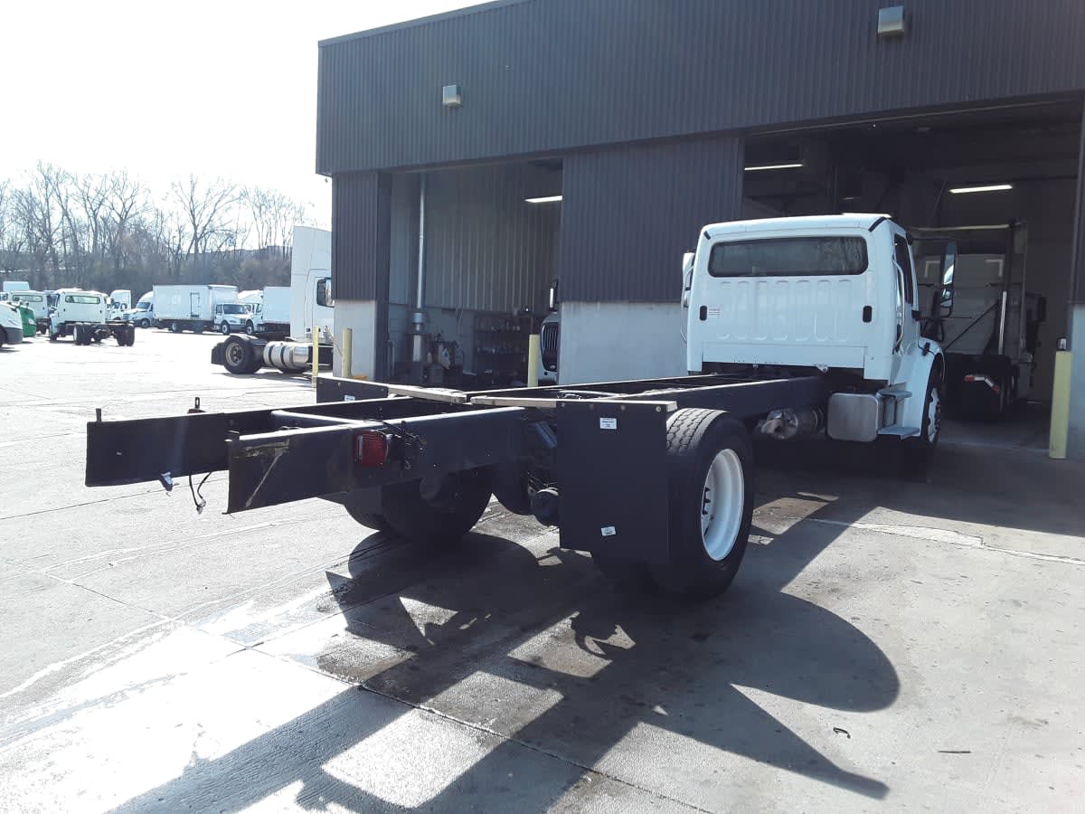 2020 Freightliner/Mercedes M2 106 249991