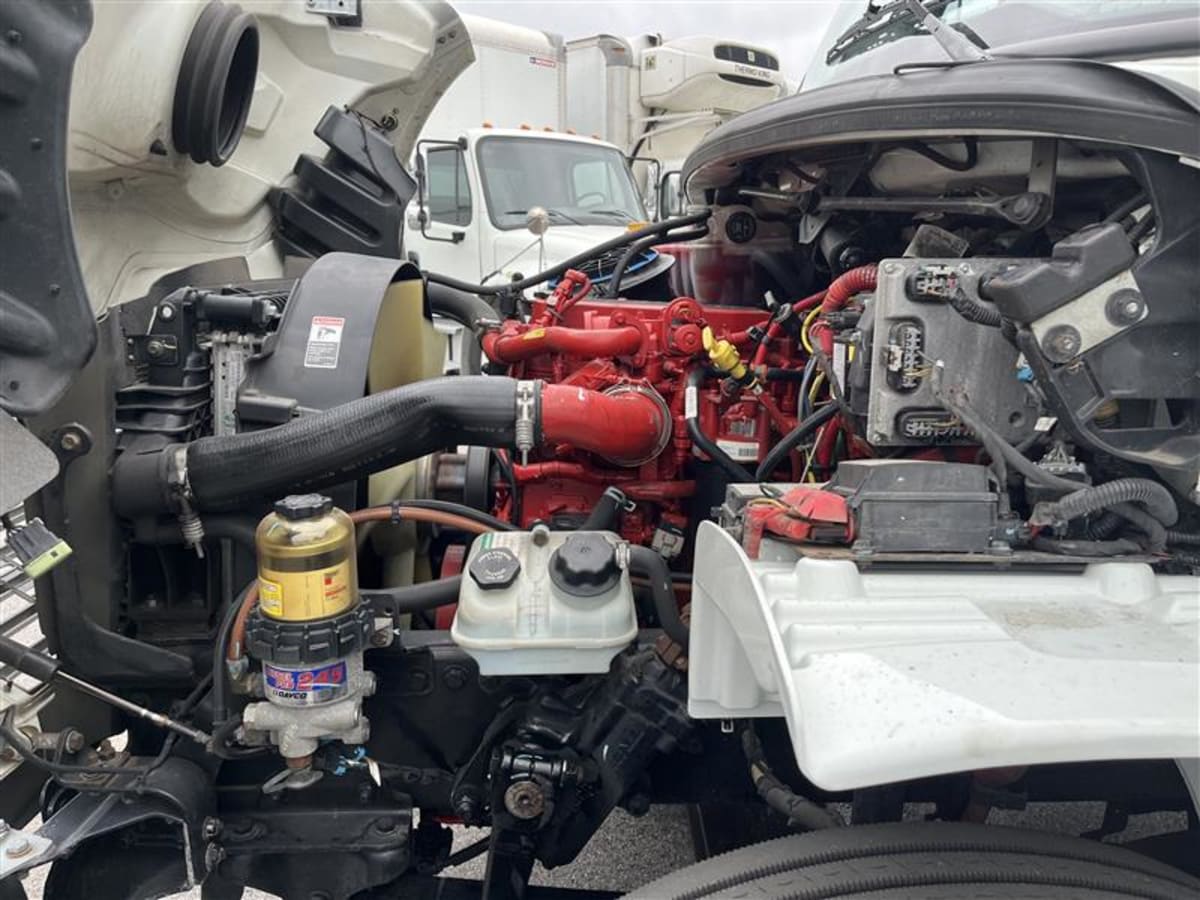 2020 Freightliner M2 106 250689