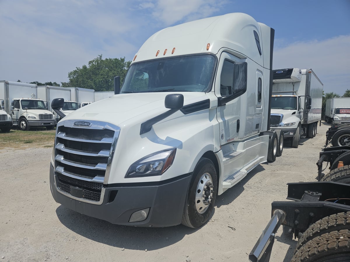 2020 Freightliner/Mercedes NEW CASCADIA PX12664 250708