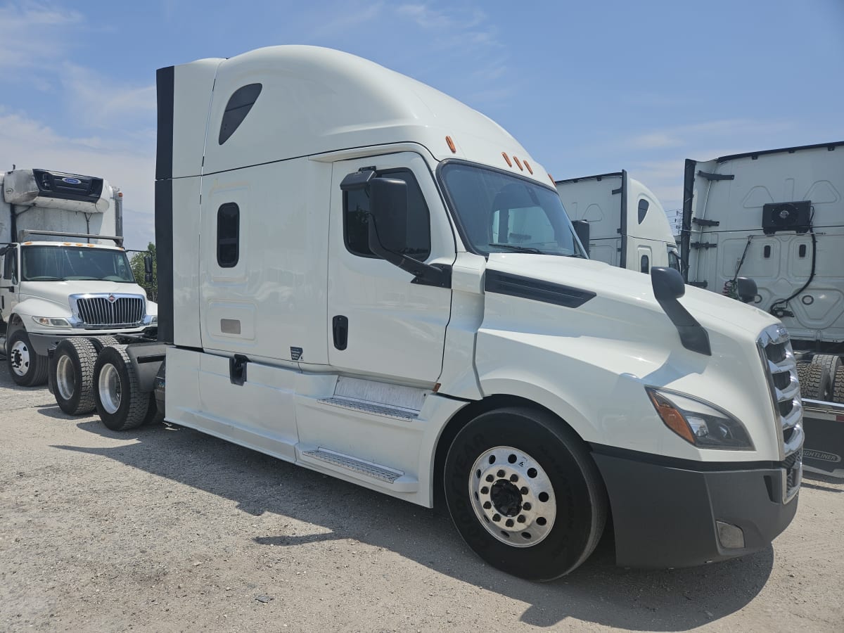 2020 Freightliner/Mercedes NEW CASCADIA PX12664 250708