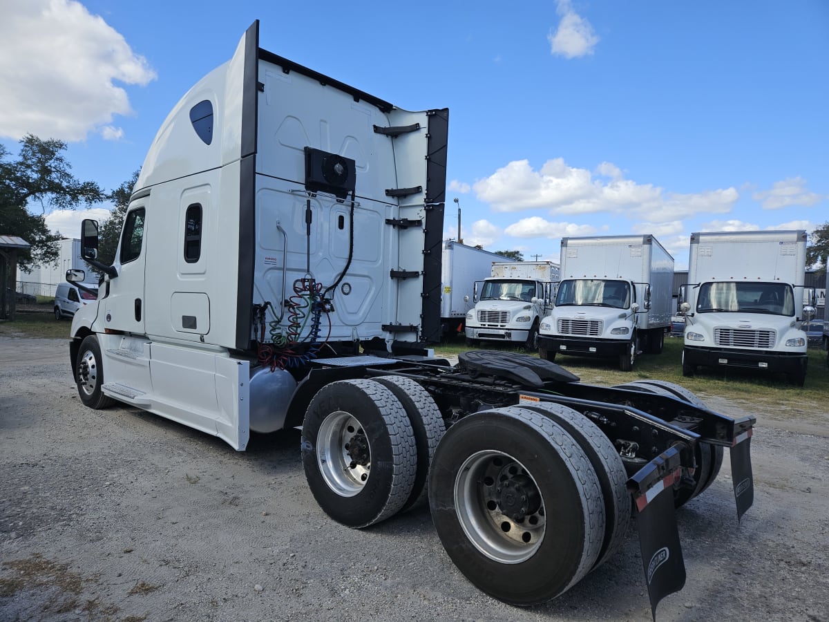 2020 Freightliner/Mercedes NEW CASCADIA PX12664 250745