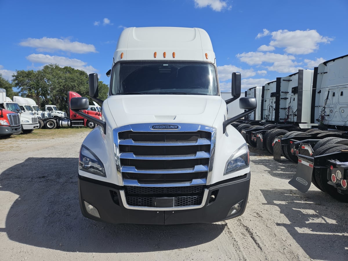 2020 Freightliner/Mercedes NEW CASCADIA PX12664 250745