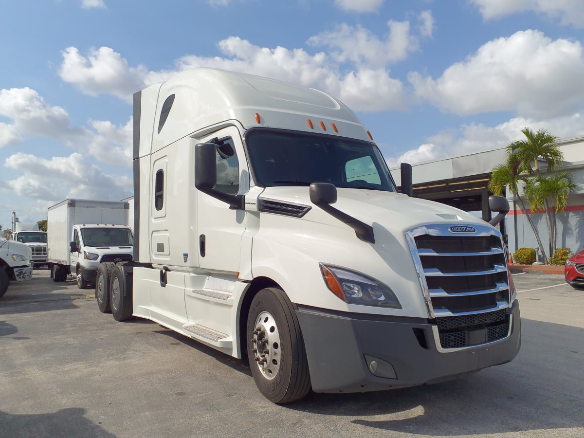 2020 Freightliner/Mercedes NEW CASCADIA PX12664 250873