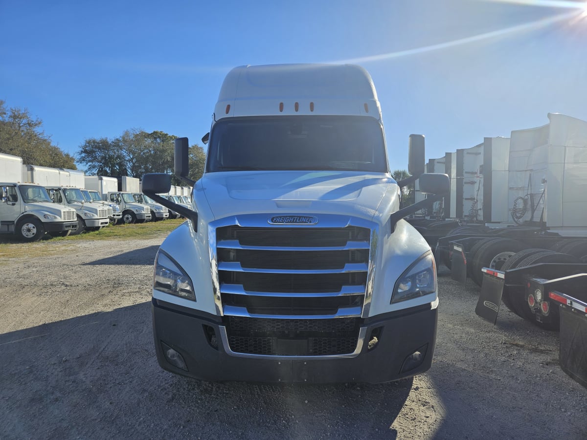 2020 Freightliner/Mercedes NEW CASCADIA PX12664 250879