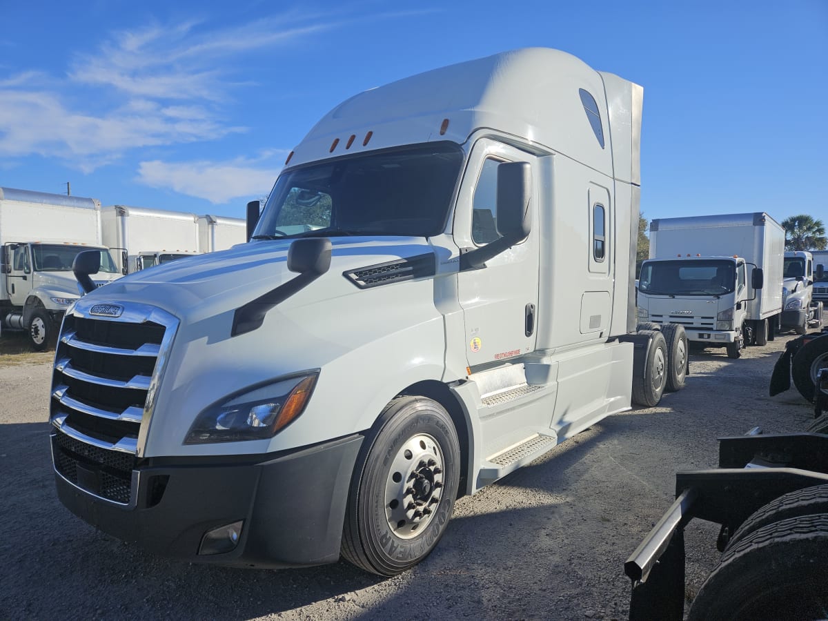 2020 Freightliner/Mercedes NEW CASCADIA PX12664 250879
