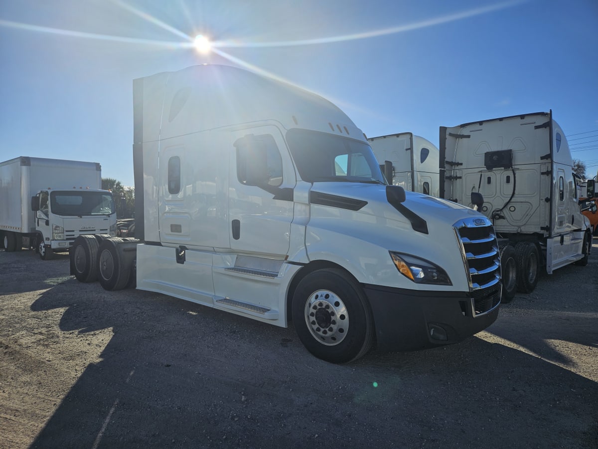 2020 Freightliner/Mercedes NEW CASCADIA PX12664 250879