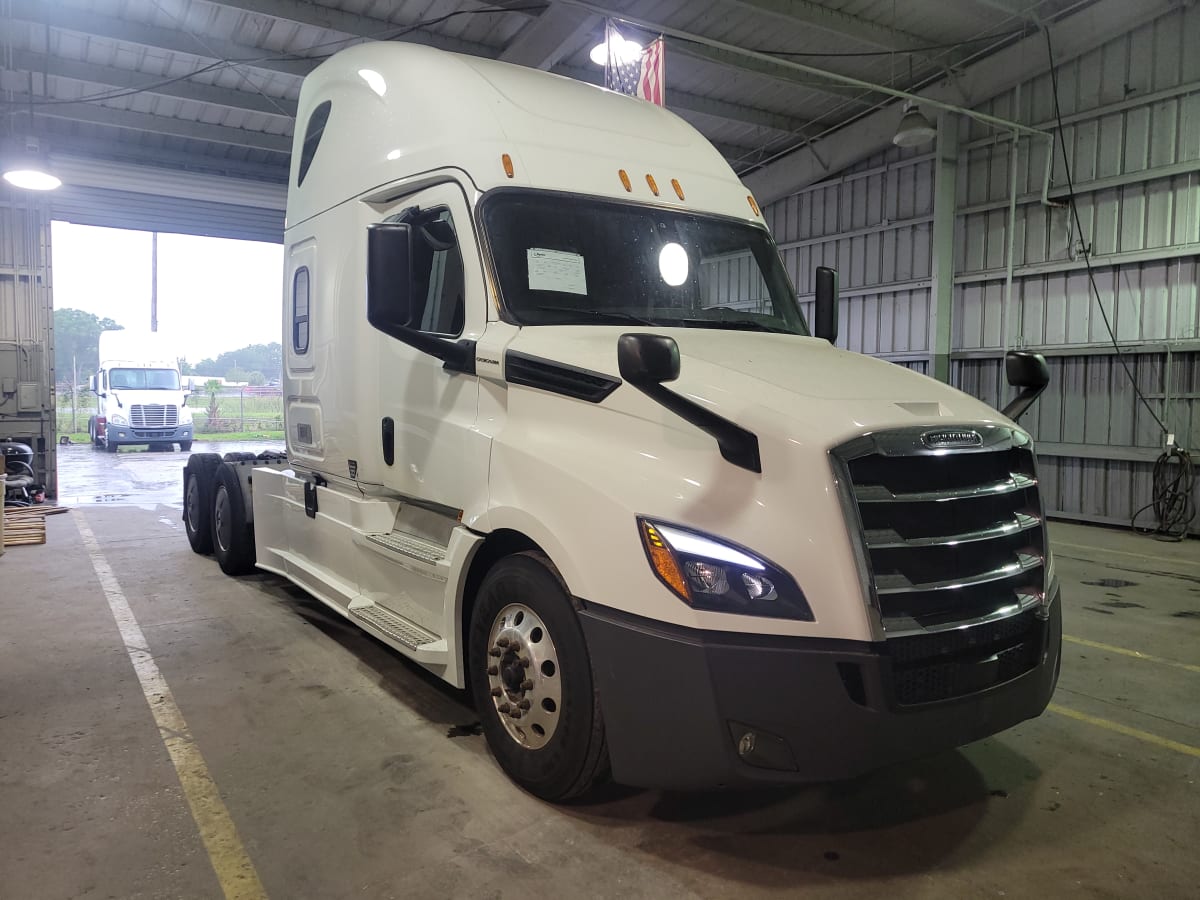 2020 Freightliner/Mercedes NEW CASCADIA PX12664 250880