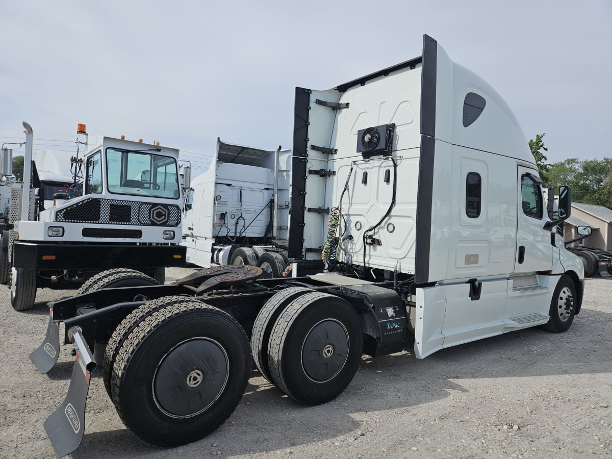 2020 Freightliner/Mercedes NEW CASCADIA PX12664 250882