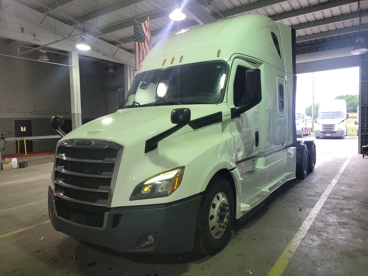 2020 Freightliner/Mercedes NEW CASCADIA PX12664 250890