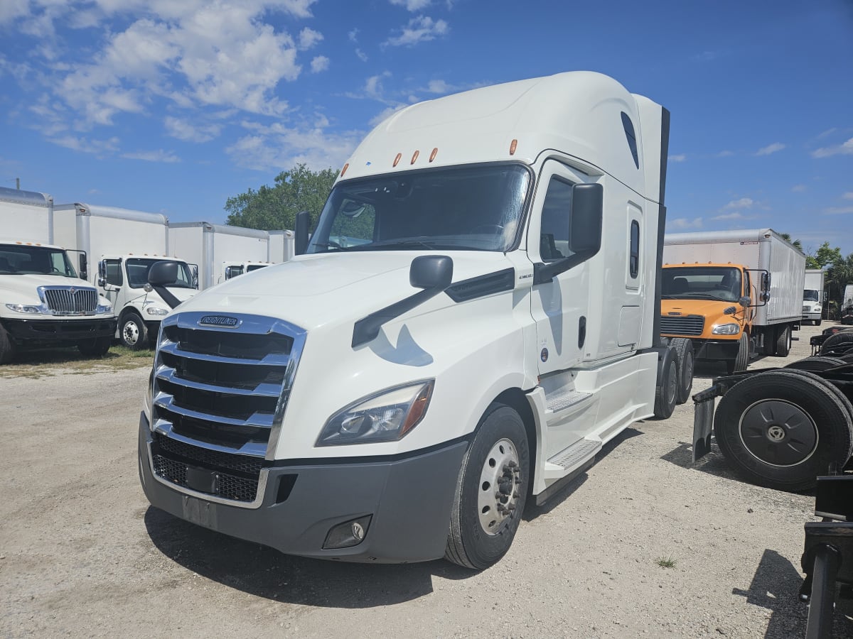 2020 Freightliner/Mercedes NEW CASCADIA PX12664 250894