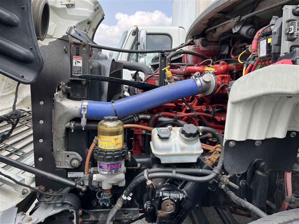 2020 Freightliner M2 106 251503