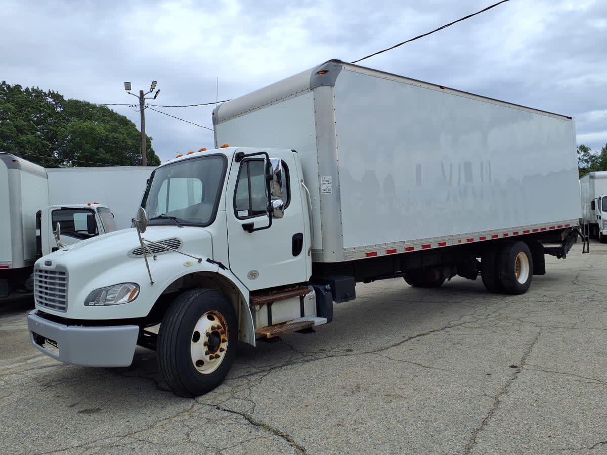 2020 Freightliner M2 106 251520